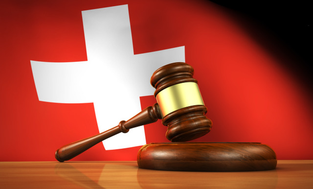 shutterstock_265910399-drapeau-justice